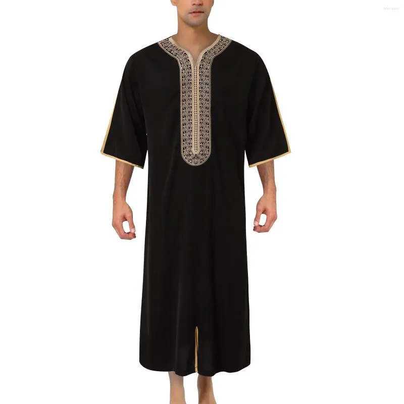 Ubranie etniczne 2023 Letni mężczyzna muzułmańska szata średniego rękawów Arabia Saudyjska Mężczyźni Mężczyzn Bliski Wschód Juba Thobe Islamski Kaftan Ropa Kostiumy