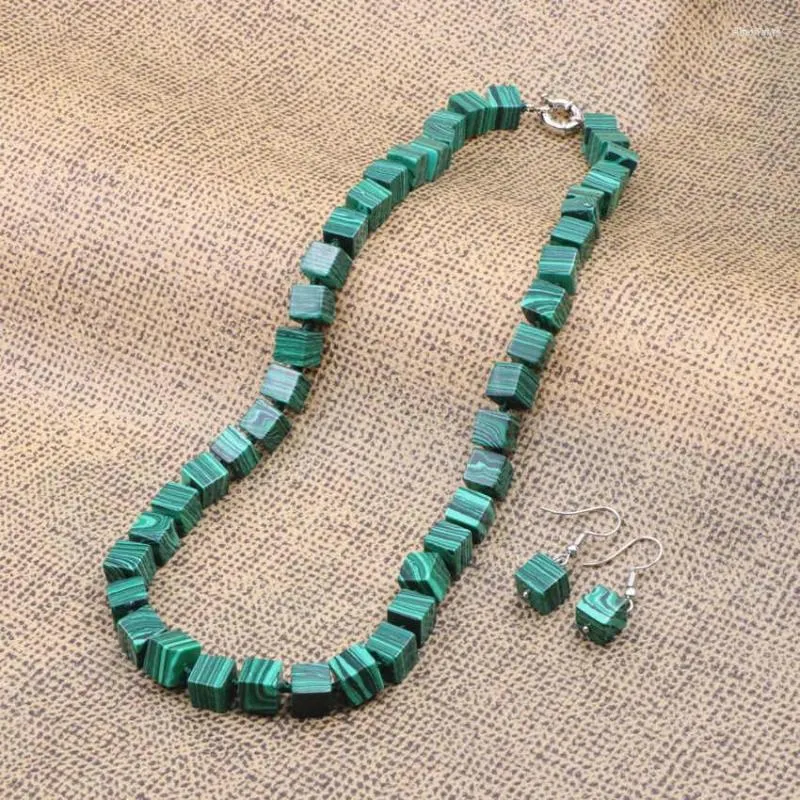 Naszyjnik Zestaw biżuterii mody 8 mm kostka Malachite Turquoises Kamienne koraliki Krótki łańcuch Dangle Oświadczenie Kobiet Zestawy 18 "A947