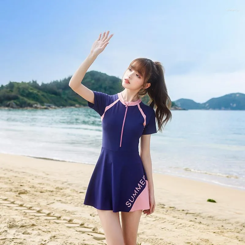 Maillots de bain femme 2023 Wisuwore coréen maillot de bain conservateur une pièce fermeture éclair loisirs sport petit taille haute printemps