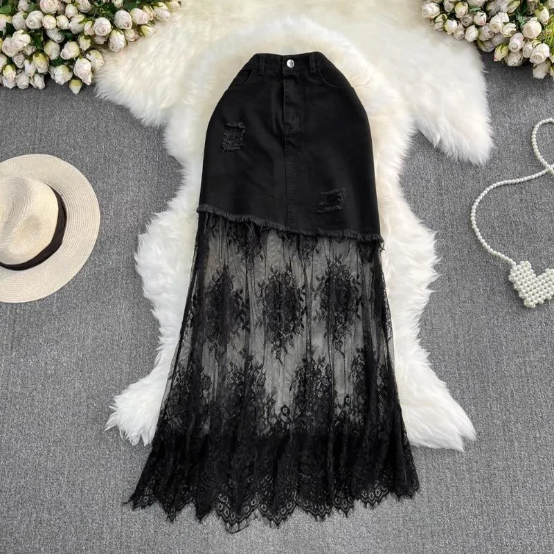 Kjolar koreansk stil kvinnor svart denim 2023 sommar hög midja smala tulles splic rippade hål lång kvinnlig kjol