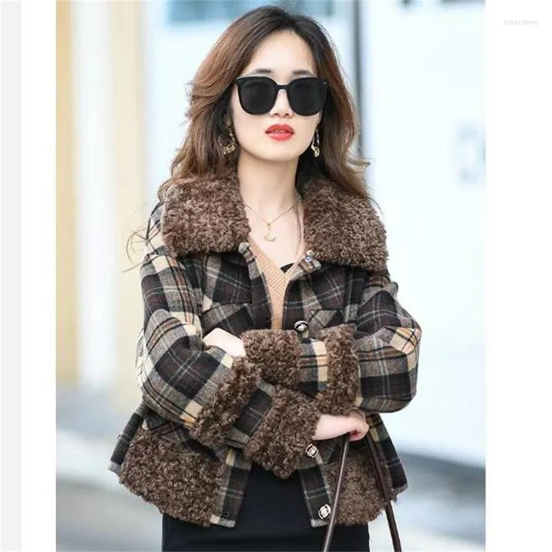 Kurtki damskie High-end Temperament Autumn Winter Jacket Women Fashion płaszcze 2023 Kaszmirowe splice wełniane trend ubrania damskie