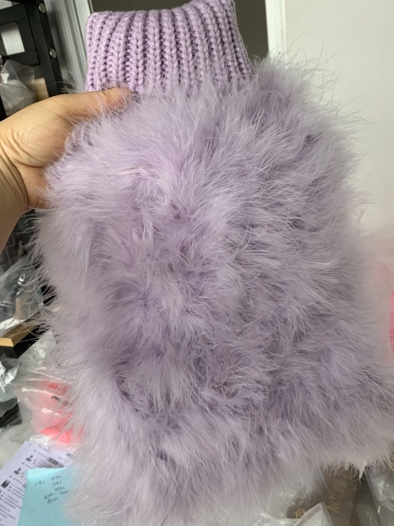 Vestuário para cães Roupas de grife de luxo Suéter de pele rosa Azul Roxo Alta qualidade Malhas quentes para cachorros Gatos sem pêlos Roupas de moda para gatos 230628