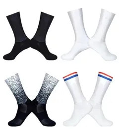 New Summer Breathable Cycling Socks Men Anti Slip Seamless Aero Bike Wearproof Road Calcetines Ciclismo1698456