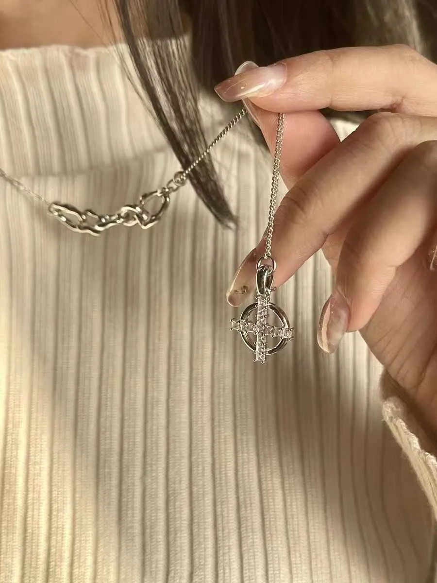 Multiple pendants 2024 on chain
