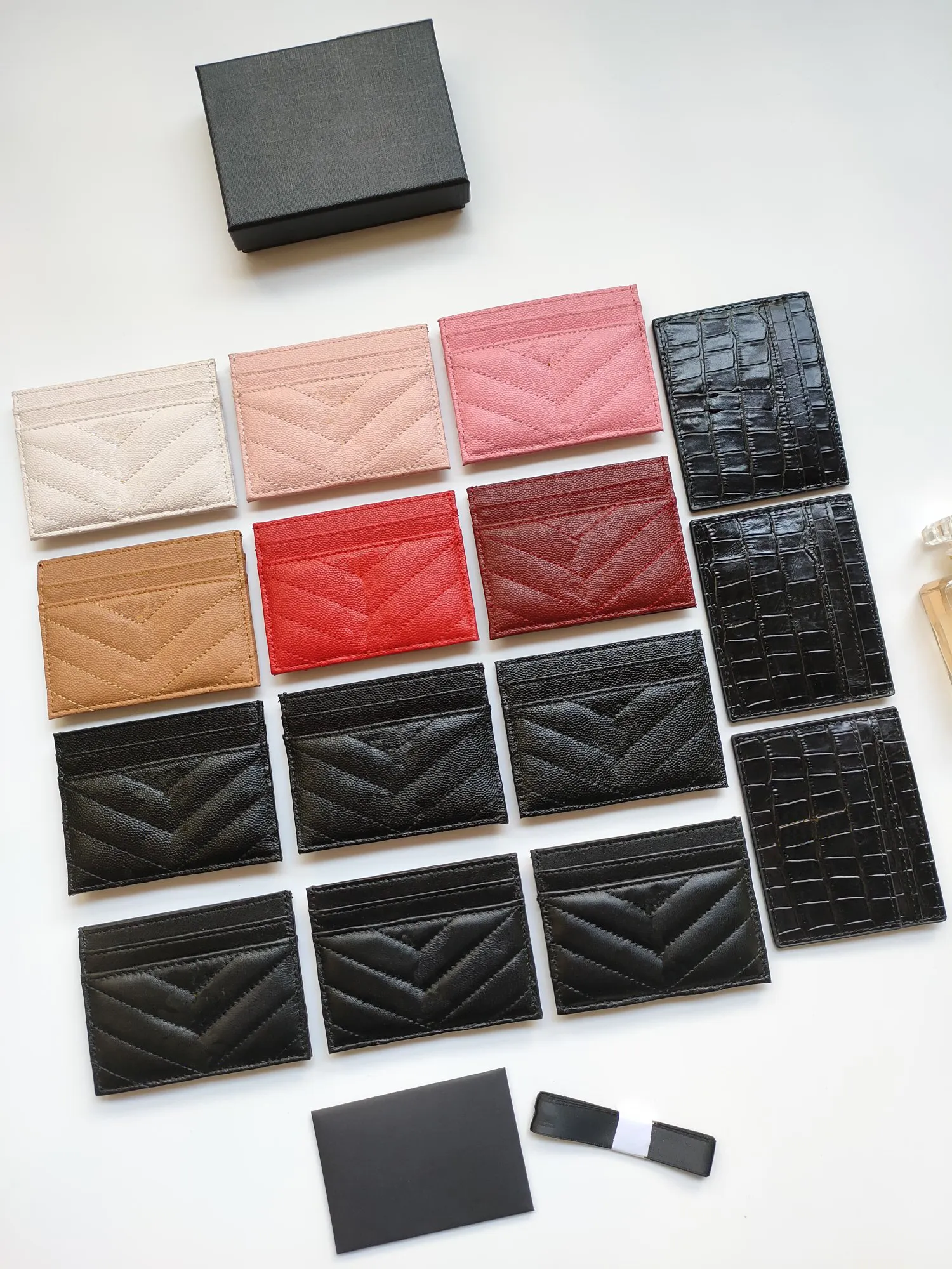 Novos porta-cartões de moda caviar designer mulher mini carteira Designer cor pura couro genuíno Sport Pebble textura luxo Black Business wallet