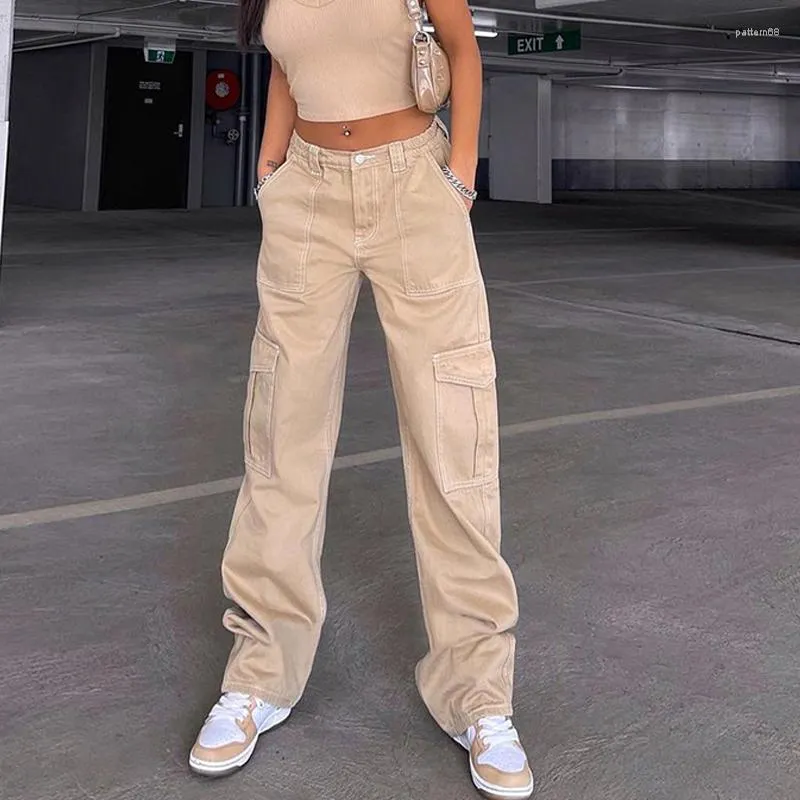 Loose maong pants outfit sales