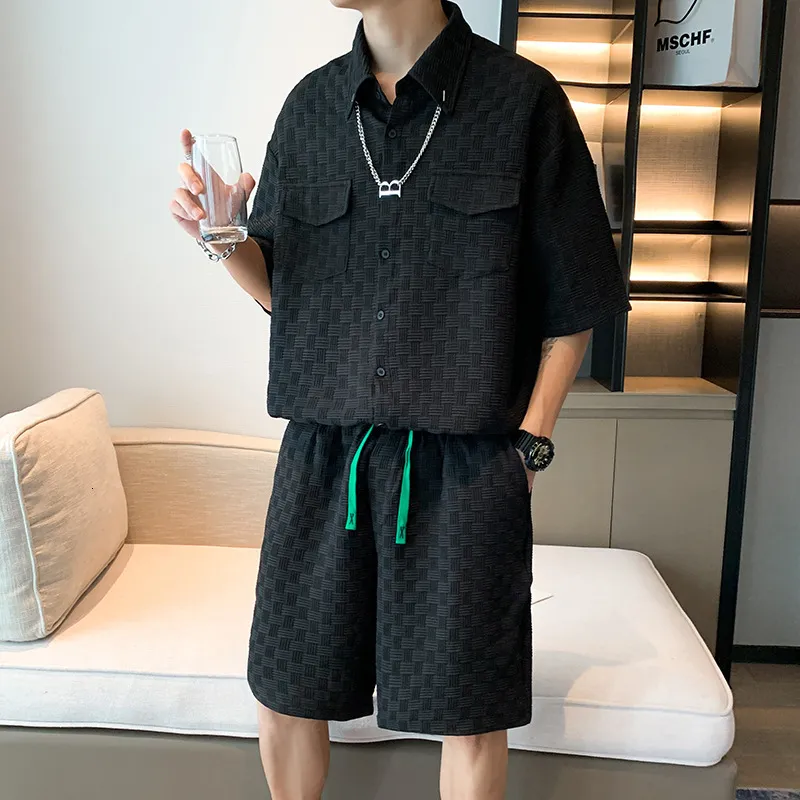 Men S Tracksuits 2023 Summer Short Suit Manlig fast färg Löst tshirts och Shorts 2 -stycken Set Harajuku Style Casual Tracksuit Men Clothing 230629