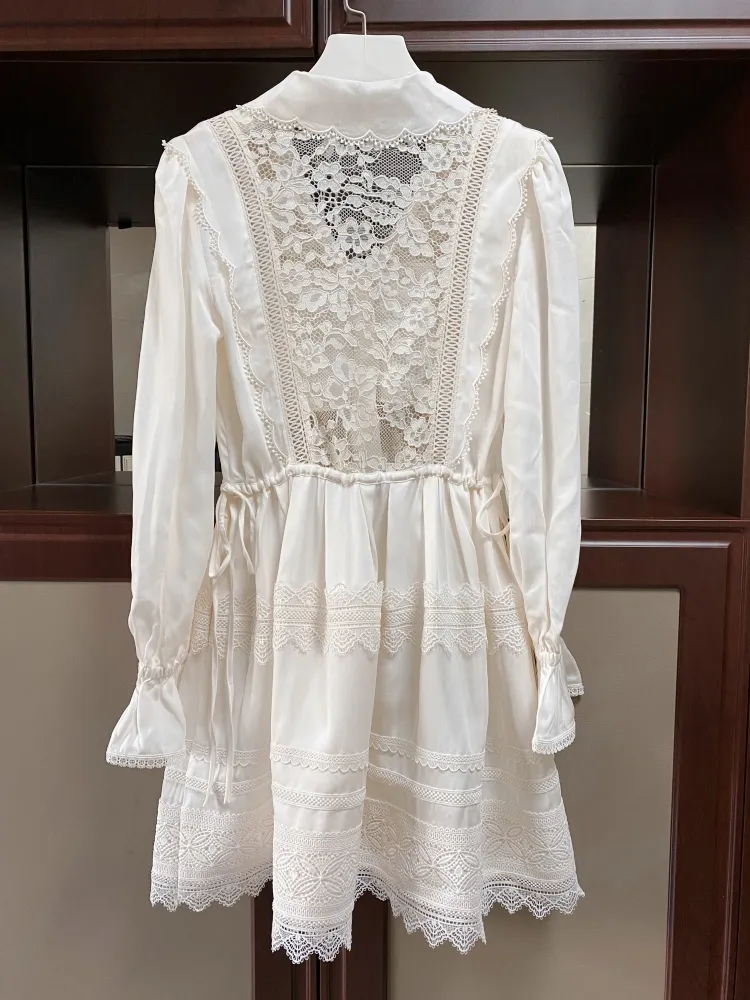 Self Portrait Lace Panel Beige Midi Dress with V-Neck and Short Cap Sleeves from Dhgate Basic & Casual Dresses - price 87.3 Self Portrait Lace Panel Beige Midi Dress with V-Neck and Short Cap Sleeves from Dhgate Basic & Casual Dresses - price 87.3