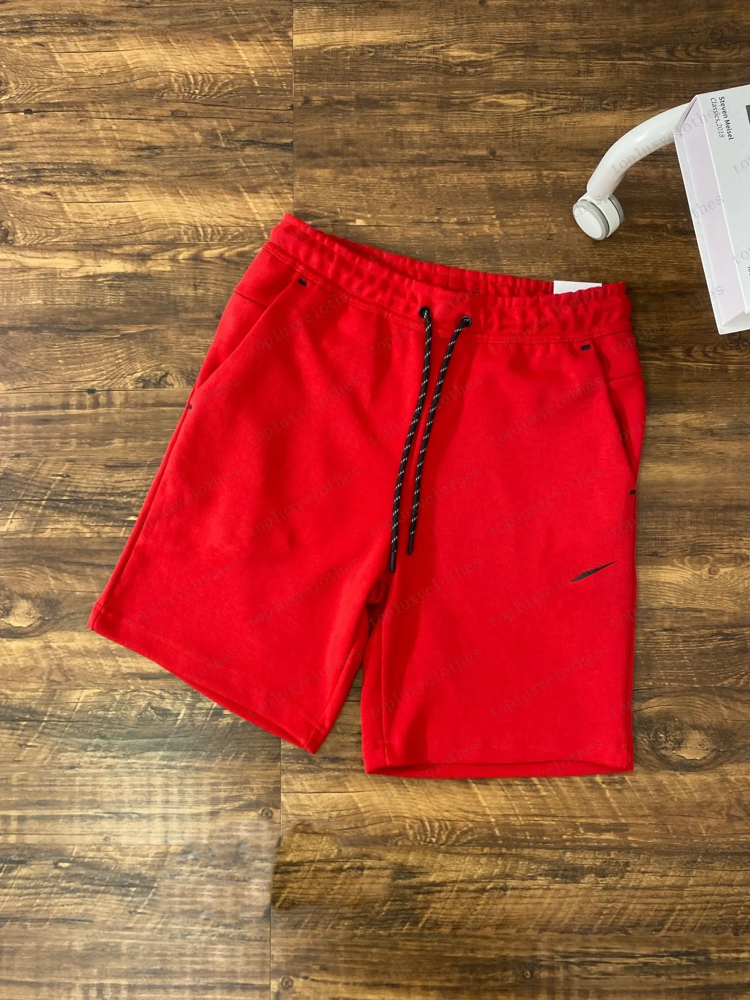 DHgate.com:Designer Webbing Casual Five-Point Shorts for Men
