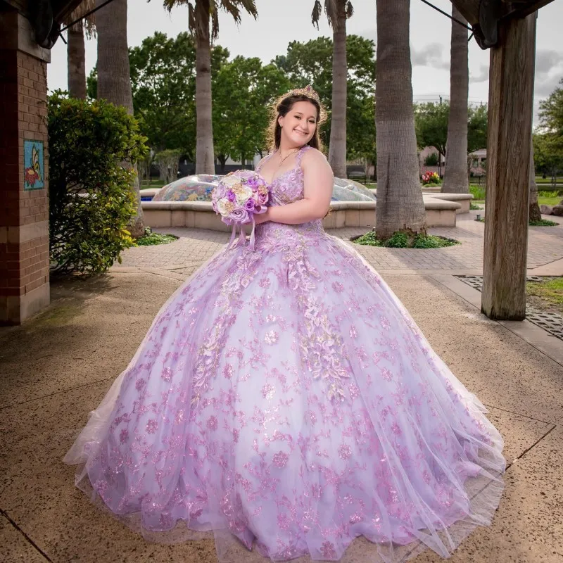 Lilas Brillant Tulle Manches Longues Bouffantes Robe De Bal Fleur Applique Dentelle Quinceanera Robes Sheer Formelle Princesse Vestidos De 15 Anos