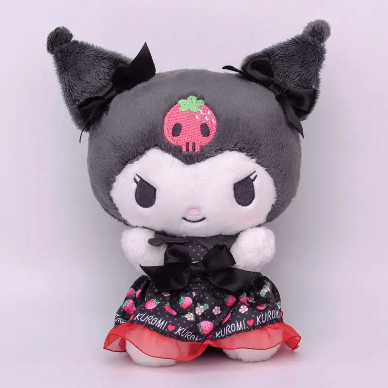 2024 Gros jouet en peluche fraise brodé diable arc dentelle bord Kuromi jouets en peluche jeux pour enfants camarades de jeu cadeau de vacances décor de chambre