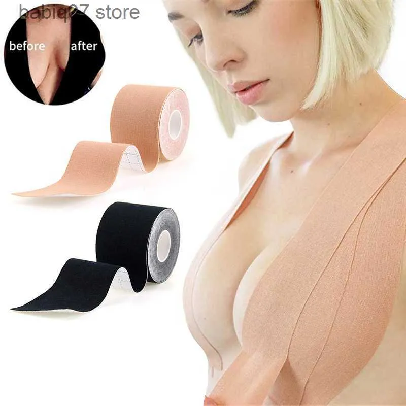 Adhesive Bra, Breast Lift Tape Silicone Push Up Nippleless Covers Breast  Lift Pasties (Round) at  Women's Clothing store