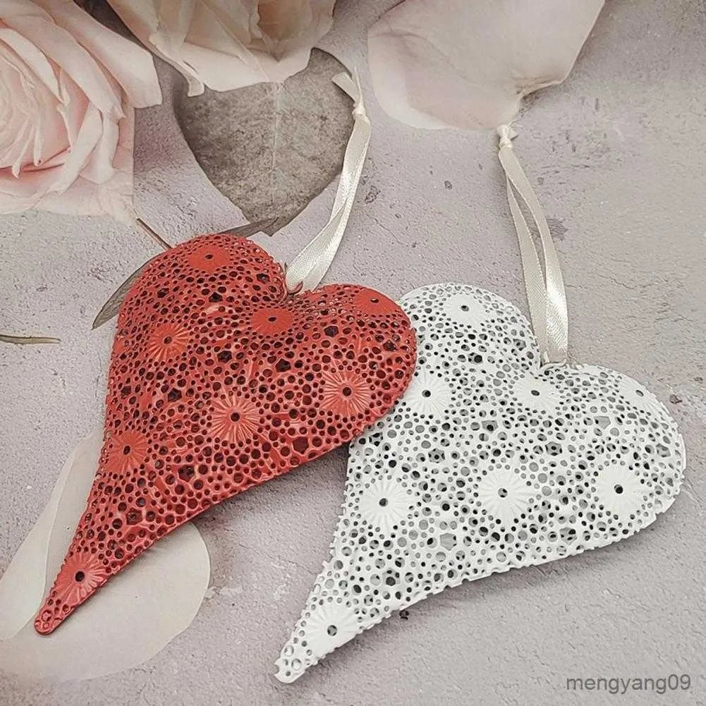 Overig Huisdecoratie Creatief hart ornament Holle hartvorm IJzer Romantisch Hangende ambachten Huwelijksrekwisieten voor Valentijnsdag Huiskamerdecoratie R230630
