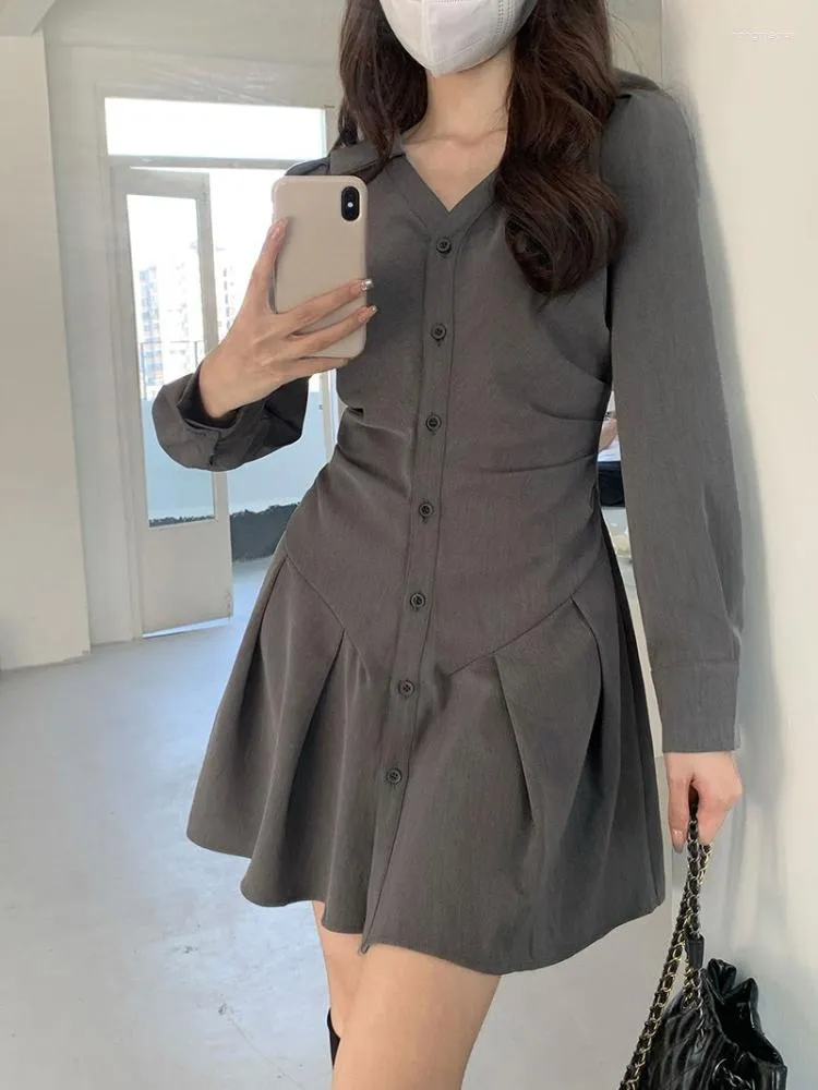 Casual Dresses Deeptown Vintage Aesthetic Grey Shirt Women Korean V-Neck Folds Tunic High midja A-line långärmad mini veckad klänning