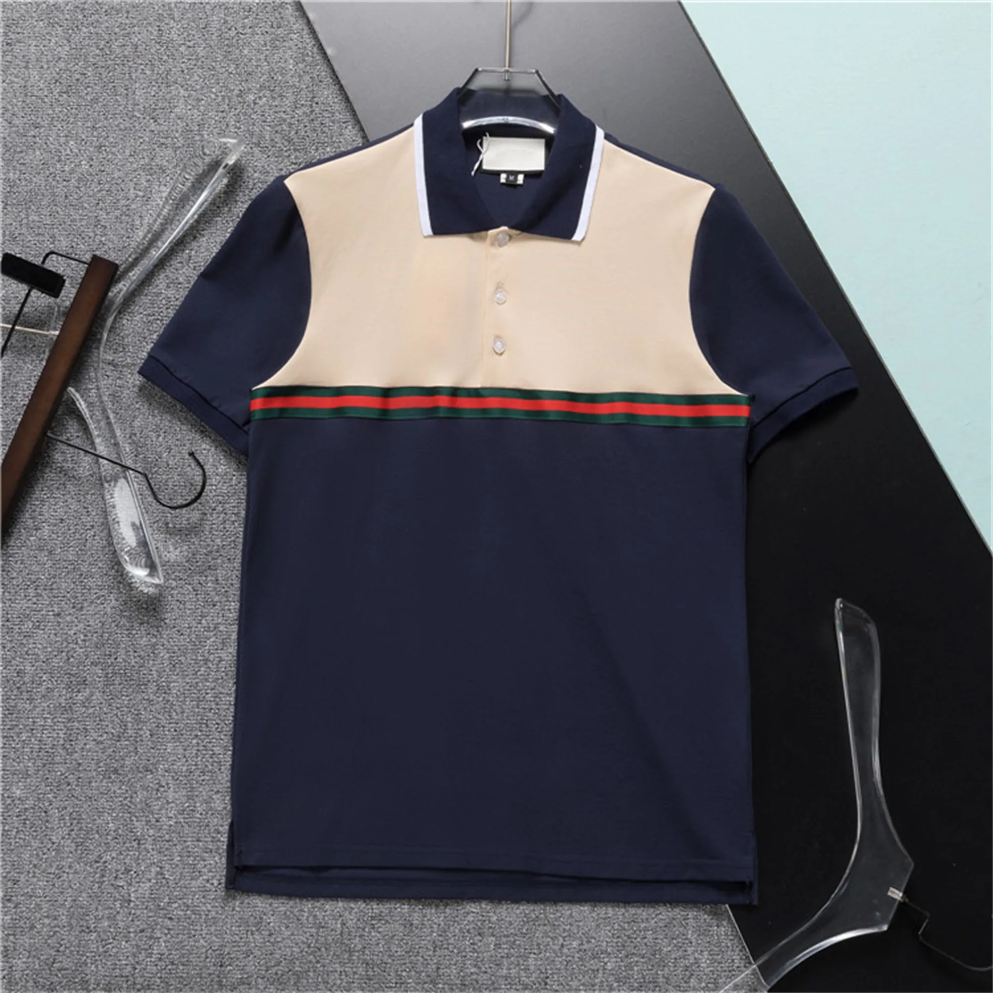 Mens Stylist Polo Shirts Luxury Italy Men Abbigliamento Manica corta Moda Casual T-shirt estiva da uomo Molti colori sono disponibili Taglia M-3XLBB