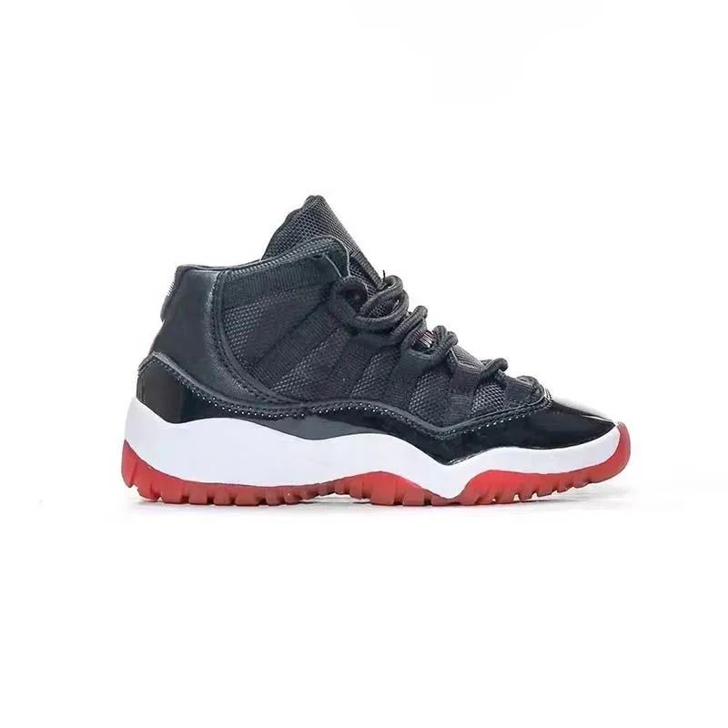 Youth jordan hotsell 11 space jam