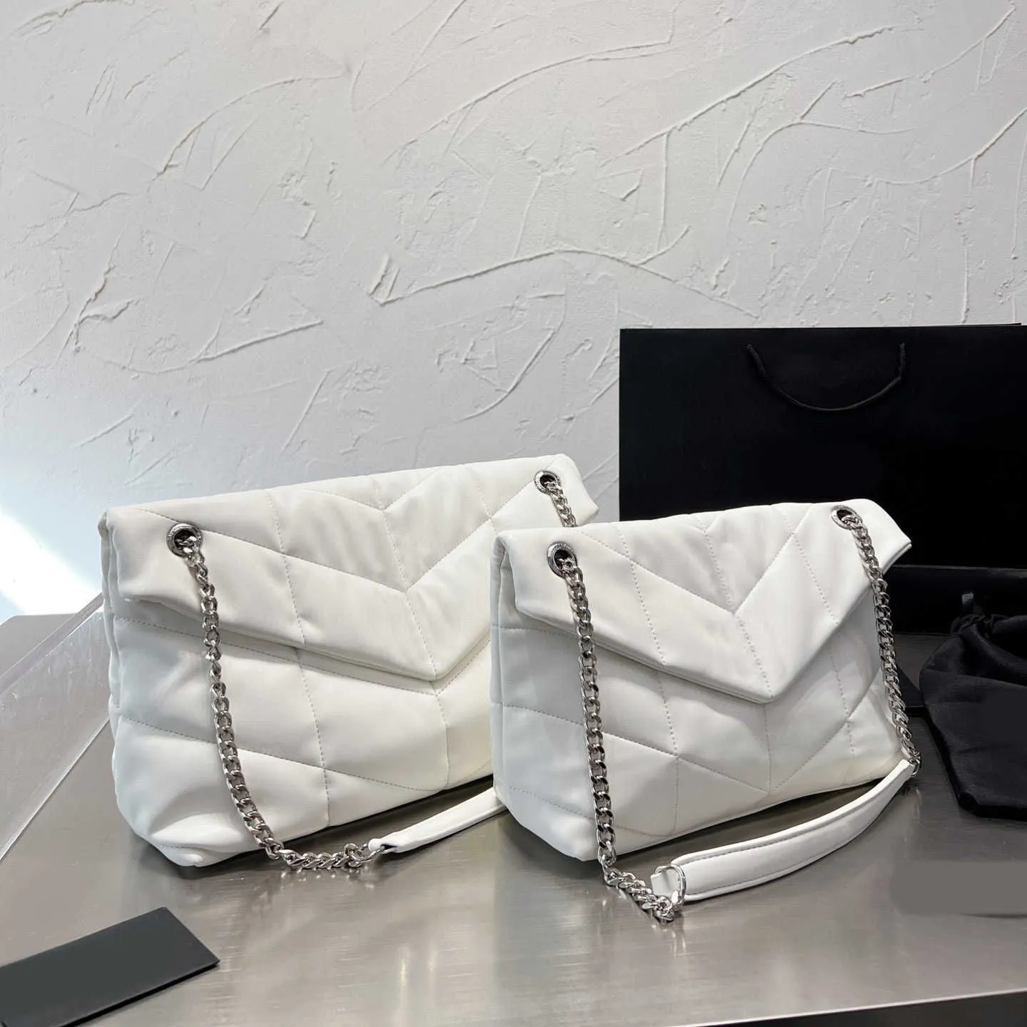牛革 Cloud Flap Chain Shoulder Bag Crossbag (BLACK) DHgate.com:Womens Leather Crossbody Bag, Cloud Print