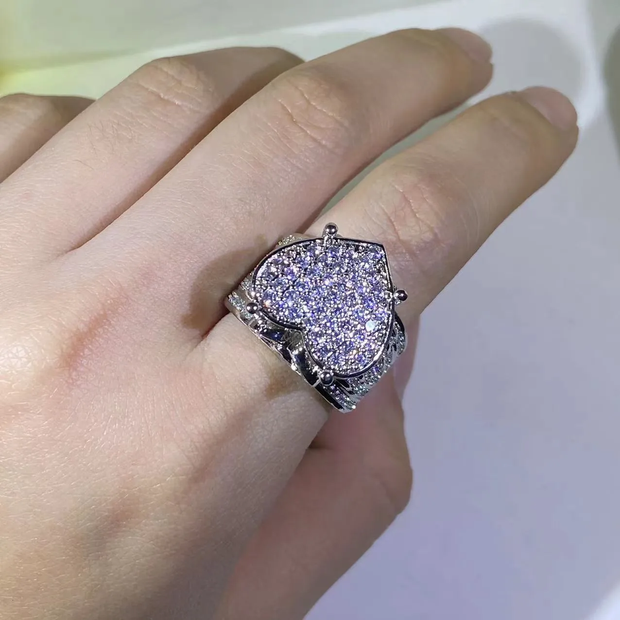 Exquisite Big Heart Ring Ring With Side Diamonds 925 Silver, 5A CZ Micro  Pave Cubic Zirconia, Fully Iced Out Bling For Hip Hop And Punk Men And  Women Jewelry 230629 From Sunnyroom,