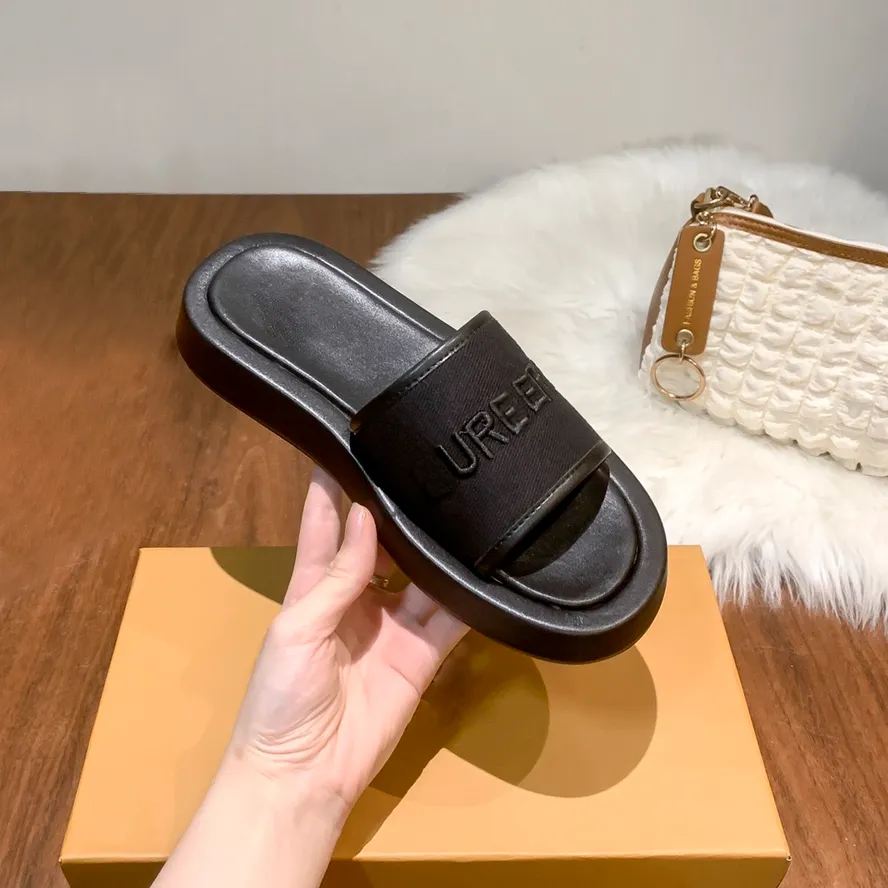 Ladies designer slippers sale new arrivals