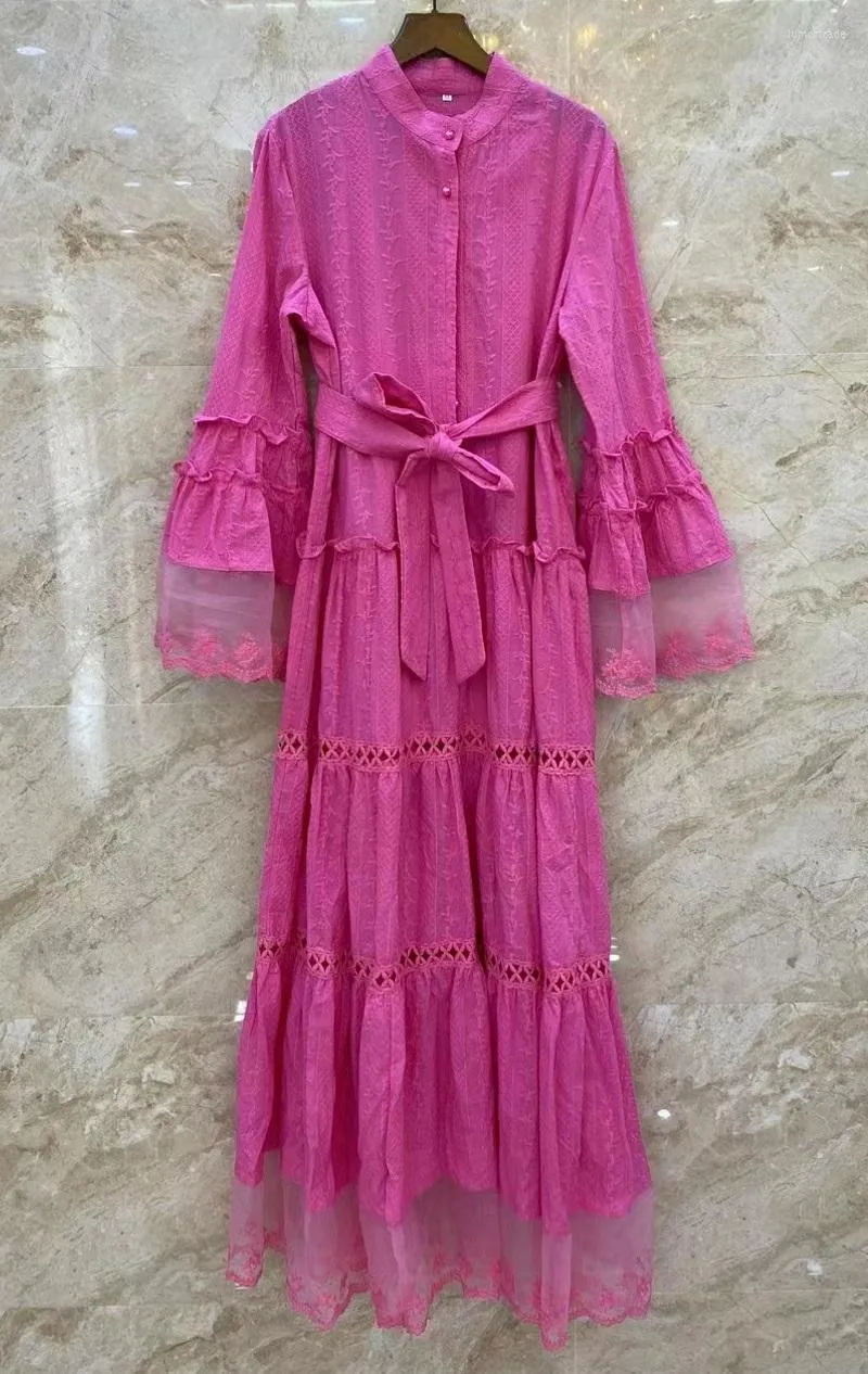 Robes décontractées 2023 été longue robe de haute qualité femmes partout luxueux broderie Tulle dentelle Patchwork Flare manches Maxi rose