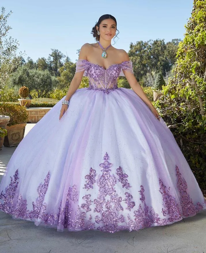 Lila lavendel charro quinceanera klänningar från axel applique glitter tyll korsett prom söta 16 klänningar för svarta flickor