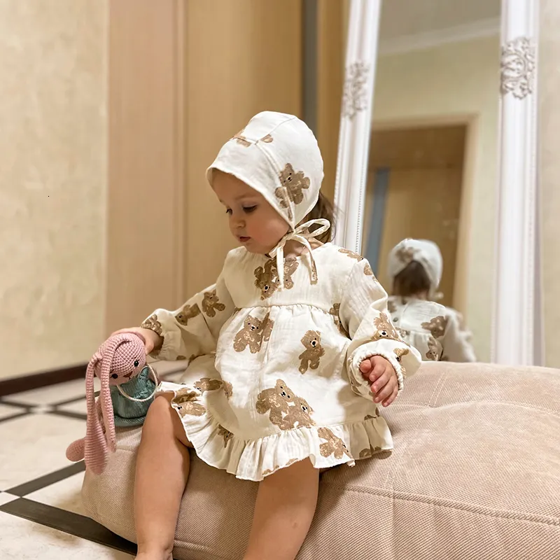 Rompers Spring Korean Baby Boy Girls Romper born Organic Cotton Cartoon Bear Print Puff Sleeve Shorts Suit Cute Clothes Set 230630