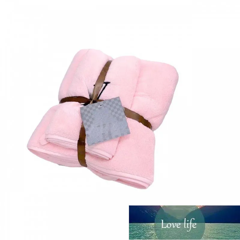 Modemärke korall fleece förtjockad badhandduk tvådelar handdukshandduk absorberande handduk mjuk uppsättning hem grossist