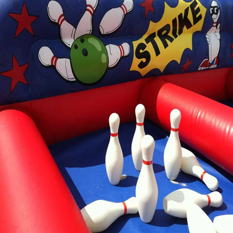 Hot selling 10x3m Populaire opblaasbare bowlingbaan Alley schieten balspel met bowling-kegels en ballen