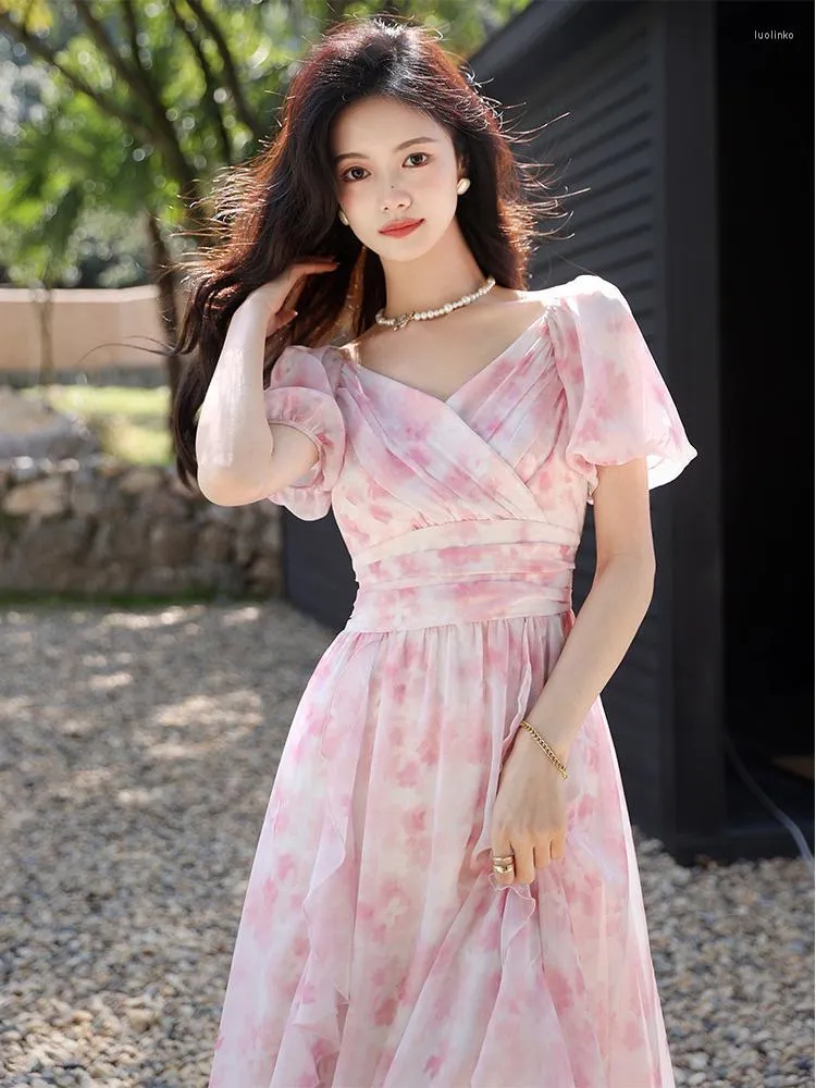 Vestidos de festa ver o estampado rosa design elegante longo feminino decote em V babados vestido coreano manga curta retr puff fada