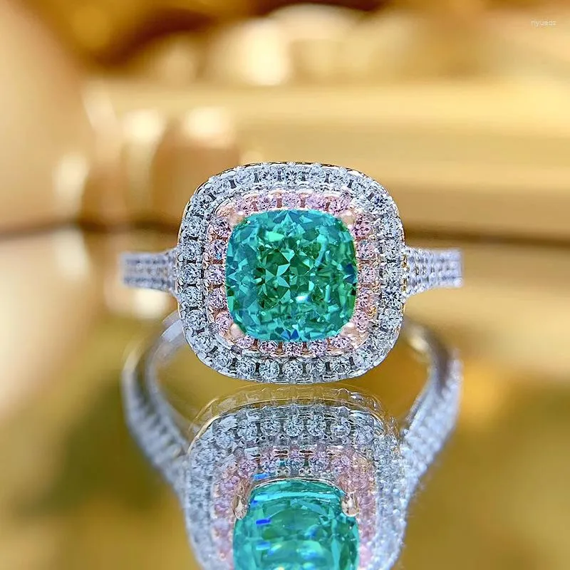 Pierścienie klastra Padma Kolor Diamond Pierścień o wysokim węglu z 925 srebrnym inkrustowanym 8 10 kobietami w kształcie serca