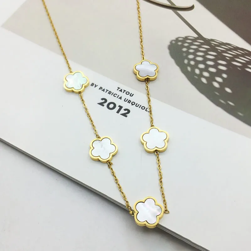 Populär design blomma hänge halsband armband guldpläterad rostfritt stål smycken för kvinnor gåva