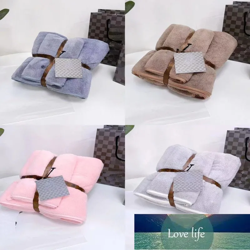 Toalha de banho engrossada de lã coral de marca da moda Toalha de praia de duas peças Toalha absorvente Conjunto macio para casa simples