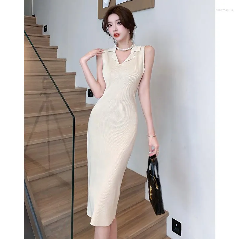 Casual Dresses Korean Women V-Neck Maxi Dress Sexy Sleeveless Knitted Long Fashion Black Elegant Office Lady Slim Stretch P501