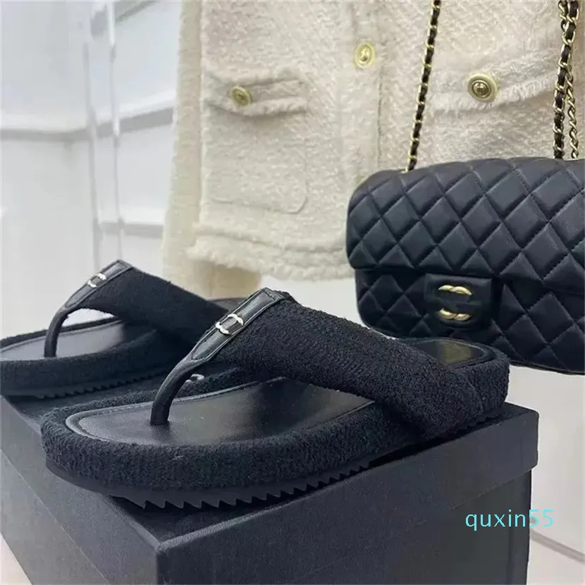 2023 Designer Solid Color Slides tofflor Classic Womens Outer Wear Leather Sandals Lady Thick Bottom Chain Hemp Rope