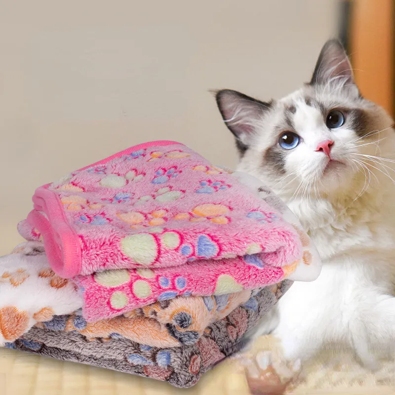 Soft Warm Pet Blanket: Fluffy Fleece Dog Blanket with Paw Print