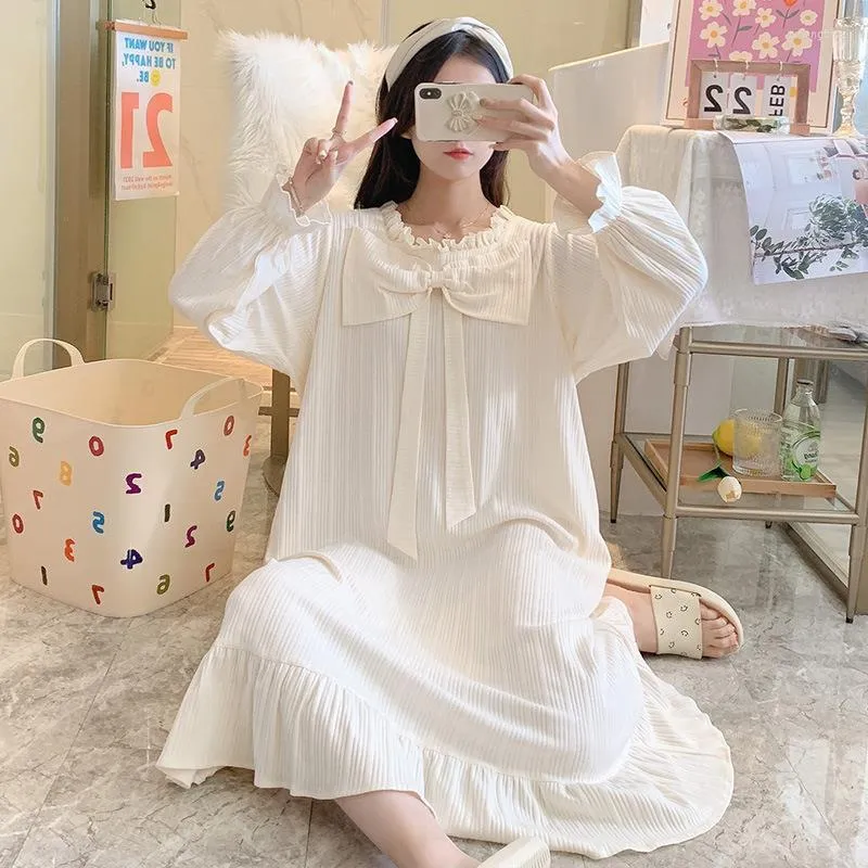 Elegant Long Sleeve Sleep Dress For Women Sexy And Comfortable Sleepwear  Dress With Slip On Design From Cnlongbida, $21.04