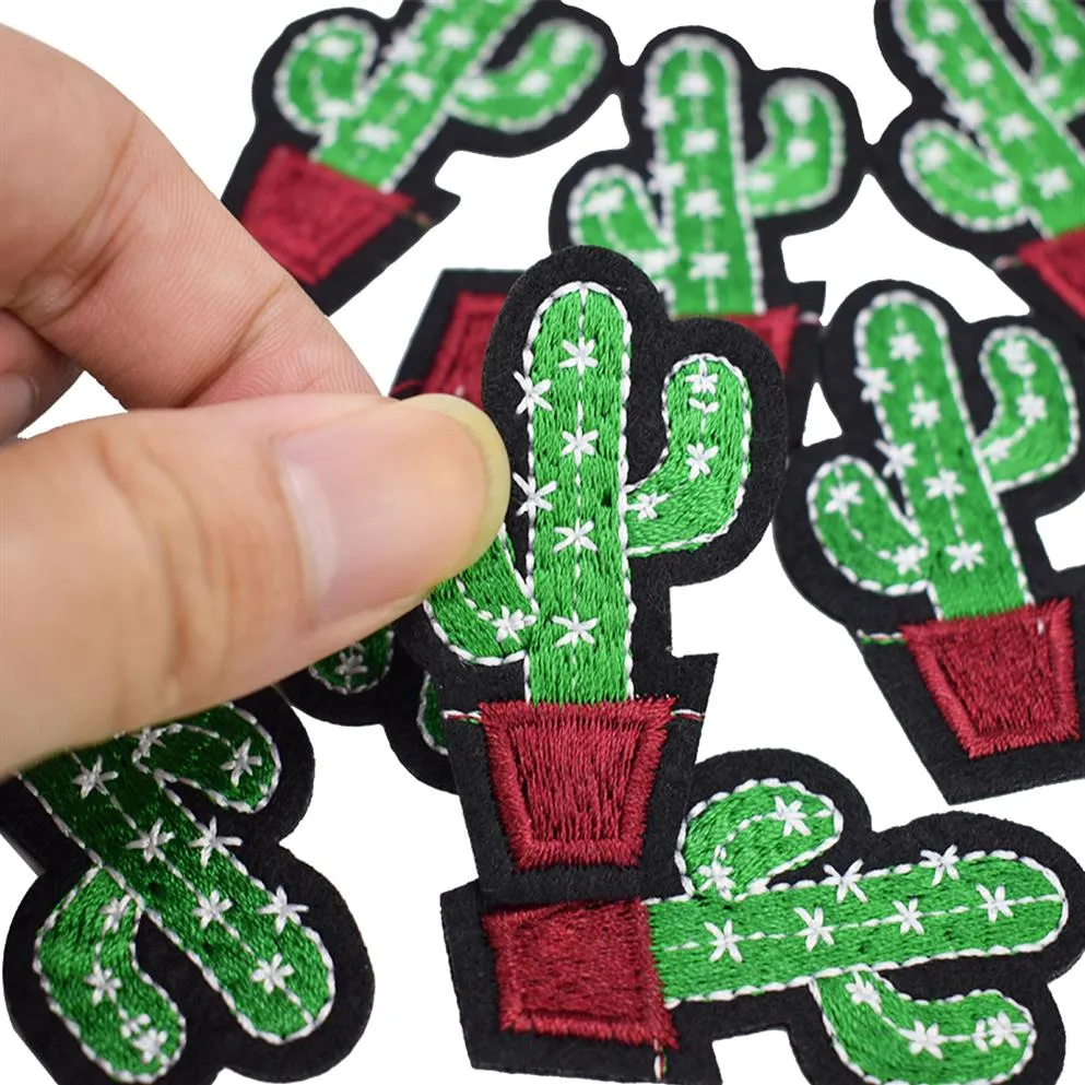 Diy cacti patches for clothing iron embroidered patch applique iron on patches sewing accessories badge stickers on clothes bag DZ2944