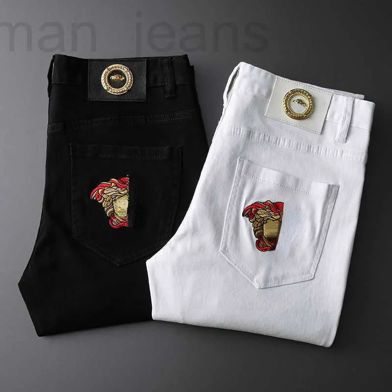 Pantalon medusa sale