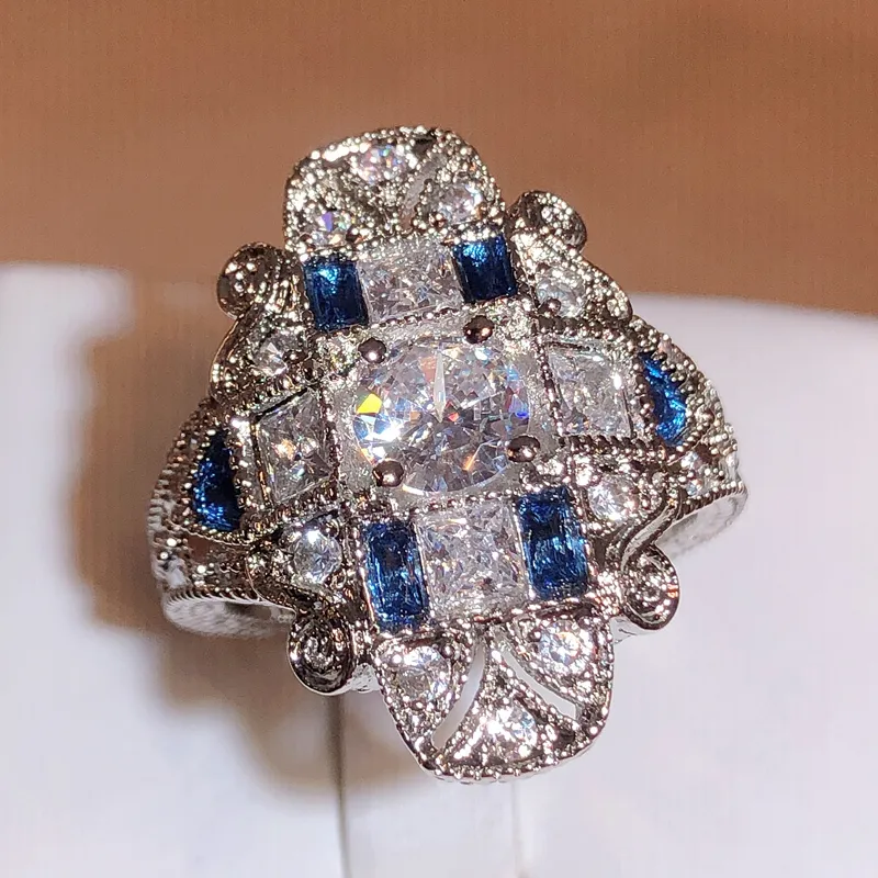 New Exaggerated Courtly Light Luxury Topaz Sapphire Ring Floral Pattern Hollowed Accessories For Women Party Birthday Jewelry