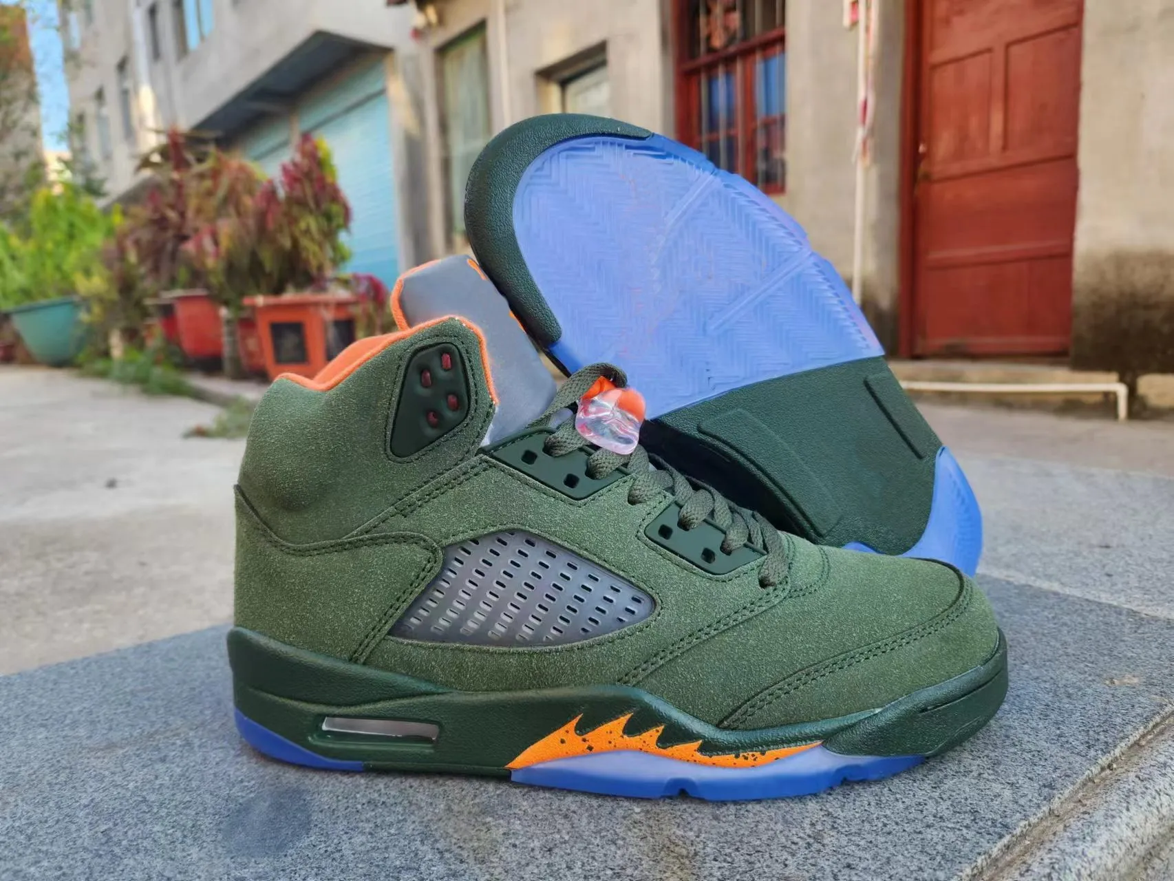 Orange and top blue 5s