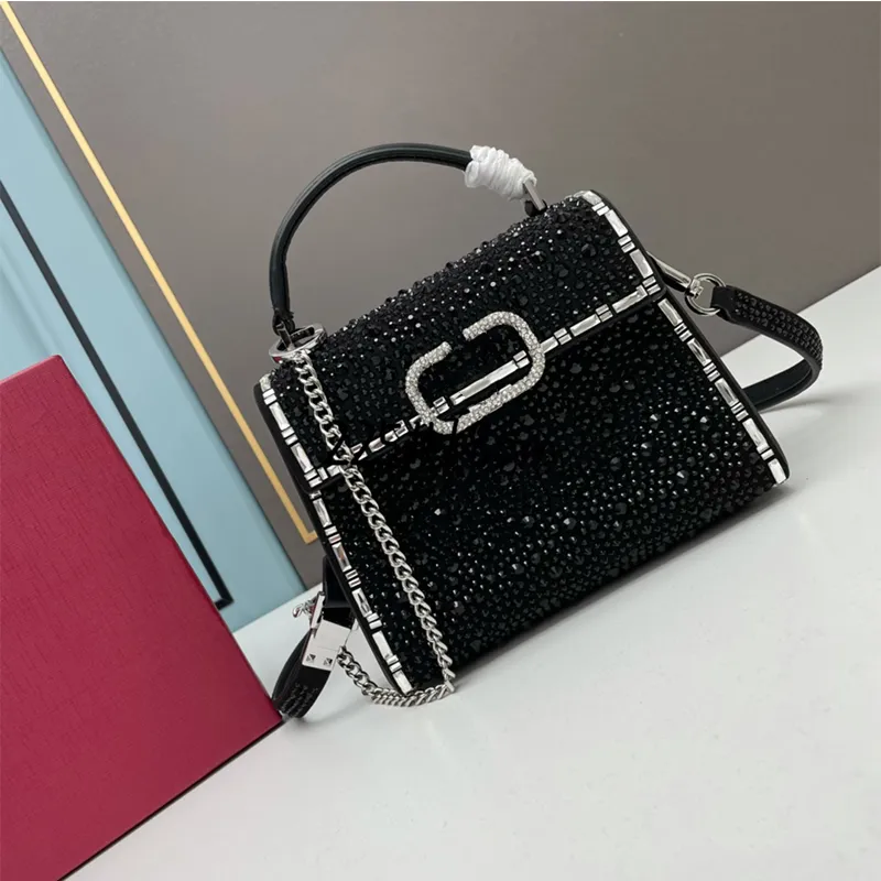 Dames designer kettingtas Luxe leren draagtas bedekt met Swarovski-imitatiekristal enkele schouder crossbody tas Fashion mini-tas Afmetingen: 19 x 13 x 9 cm