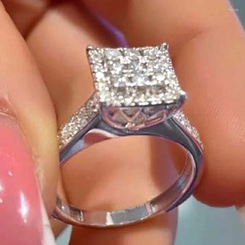Bröllopsringar Simple Square Zircon Ring For Women Fashion Trend Copper Alloy Finger Female Party Engagement SMycken