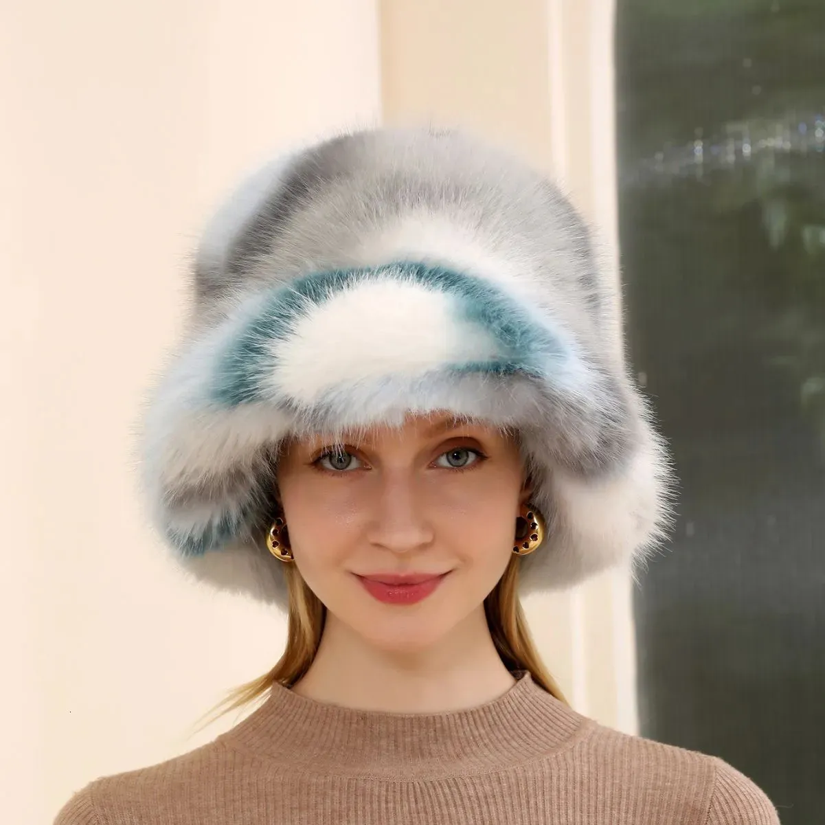 Chapeaux à larges bords Chapeaux de seau Hiver luxe Tie-dye en peluche chapeau femmes chaud fausse fourrure seau chapeaux en plein air Ski vacances pêcheur casquette grands chapeaux chauds moelleux 230928