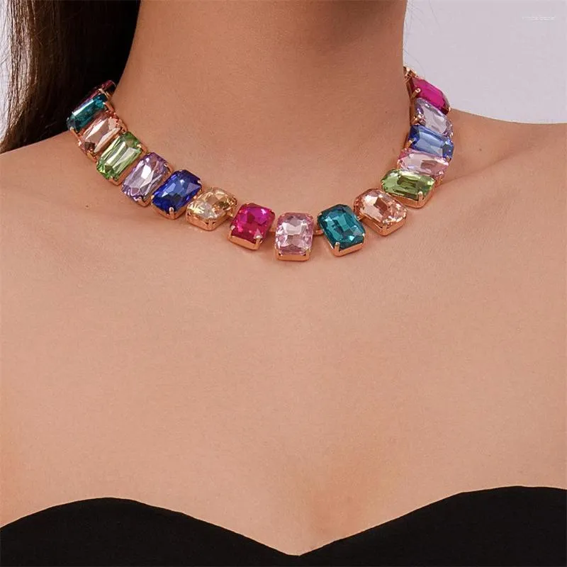 Girocollo Collana di cristalli colorati fatti a mano Collare di gioielli per donna Catena di clavicola quadrata con strass