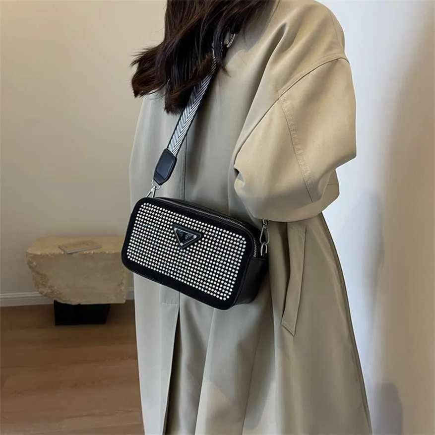 for Women 2023 New Diamond Mounted Camera Simple and Large Capacity One Shoulder INS Crossbody Small Square Bag Tide Inventory 399