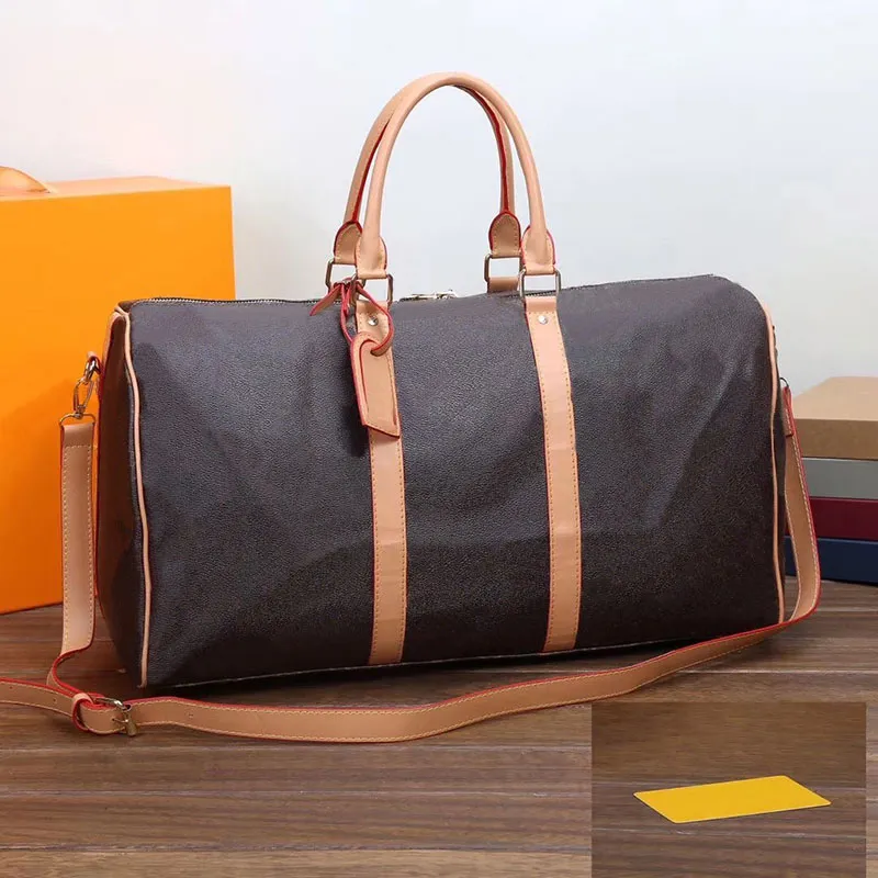 Duże skórzane torby na torbę designerską 55 Keepall Bagaż torby na wakacyjne sportowe torebki luksusowe torbę w bramce skórzana staje