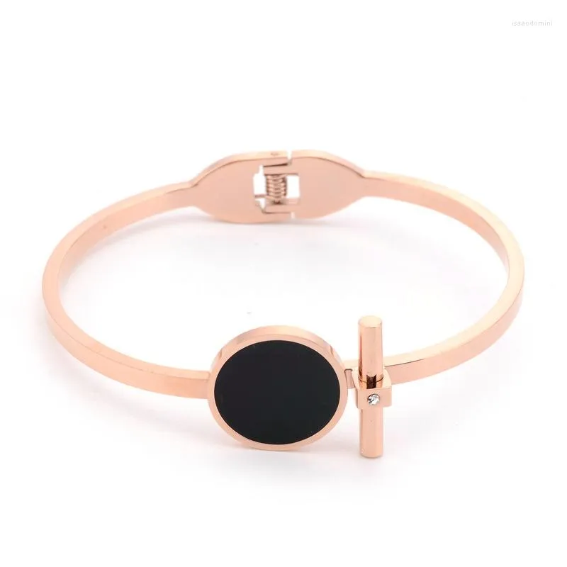 Bangle Circular Black Luxury Armband Women för rostfritt stålarmband Set Summer Fashion Jewelry Accessory