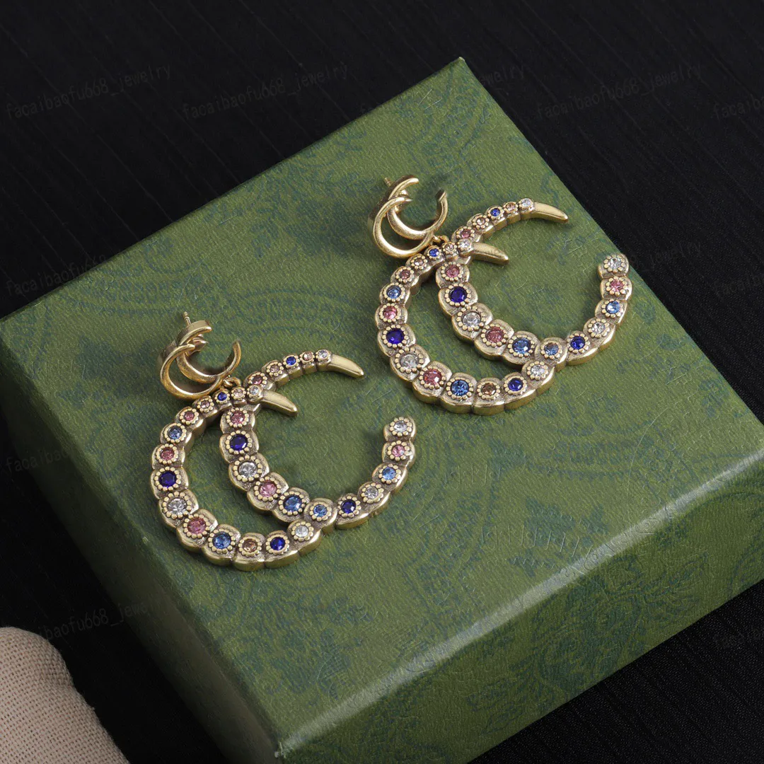 Designer smycken dubbel alfabet kristallblomma hängande örhängen, mässingsmaterial, mode charm färgglada kristaller, gåvor