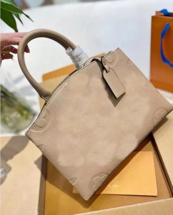 DHgate Haute Qualité Gaufrage Femmes Sacs Sacs À Main Dames Designer Sacs Composites Dame Pochette Sac À Bandoulière Femme Sac À Main Portefeuille Sac À Main Avec Boîte AAA