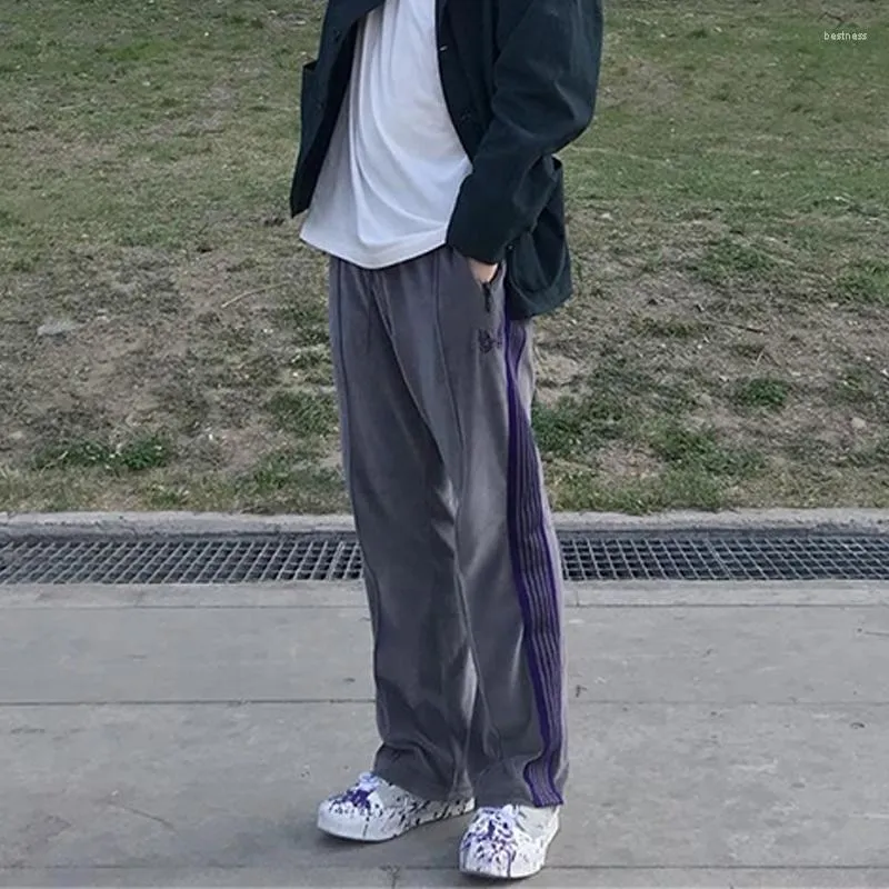 Pantaloni da uomo AGHI Arrivo Cotone Velluto Farfalla Ricamo Viola Fettuccia Pista Pantaloni sportivi oversize Uomo Donna Pantaloni grigi